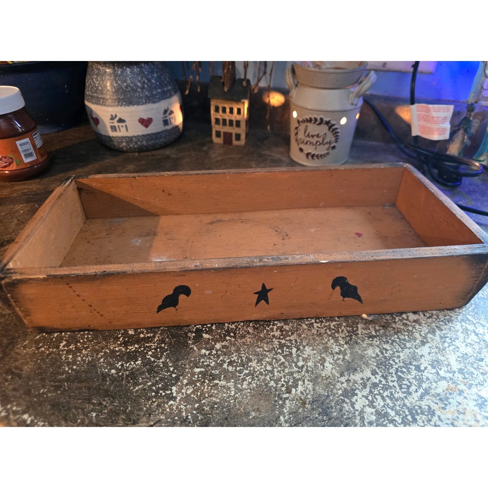 Primitive Rustic Wooden Tray Hand Painted Crow Star Farmhouse Decorative Box
